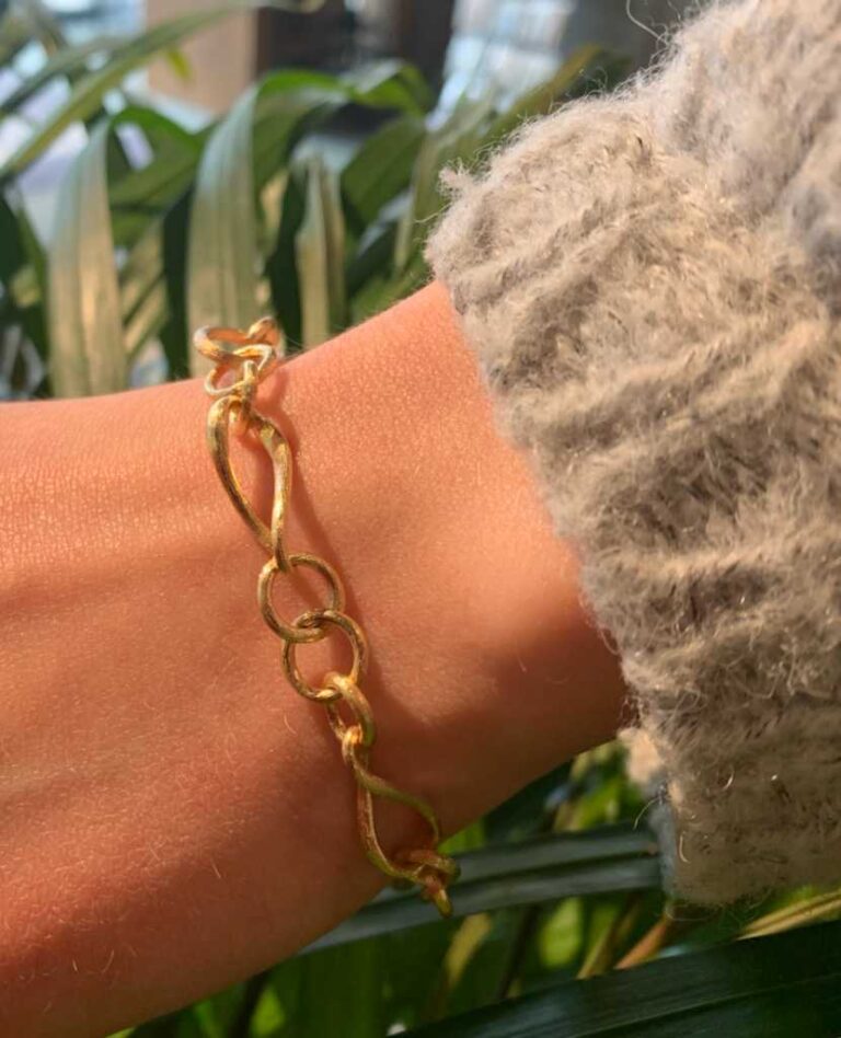OLE LYNGGAARD COPENHAGEN Love bracelet thin armbånd i gult og rosé gull