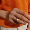 Noën «Olivia small» ring i forgylt sølv