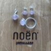 Noën «Dolce» ørepynt i rhodinert sølv med rosenkvarts