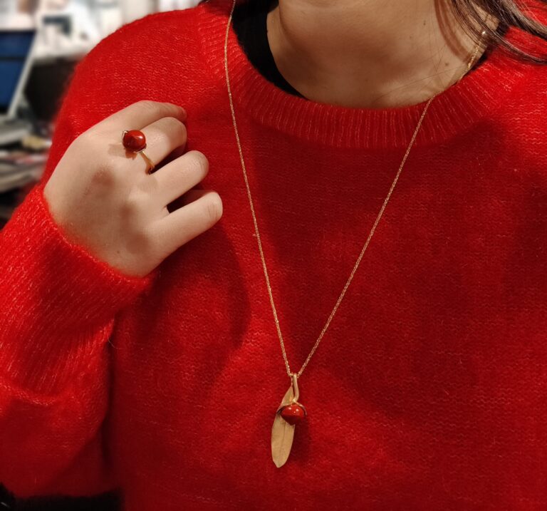Noën «Olivia» anheng i forgylt sølv, medium