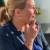 Susanne Friis Bjørner forgylt armbånd med London blue krystall