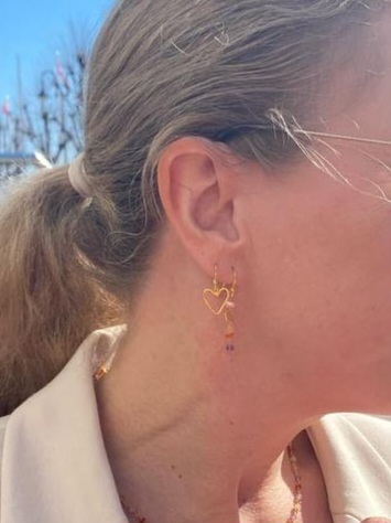 Susanne Friis Bjørner øreheng i forgylt sølv med ametyst, månesten, karneol og perle