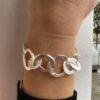Susanne Friis Bjørner armbånd i sølv med børstede ringer i ulike størrelser