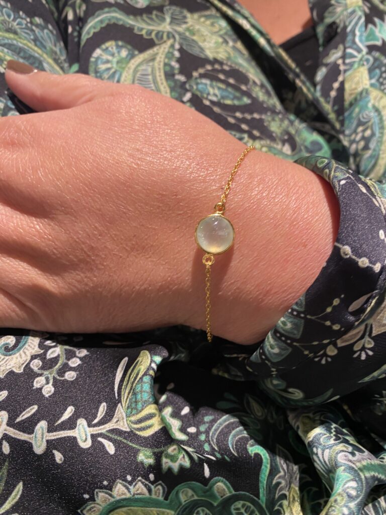Susanne Friis Bjørner armbånd forgylt med phrenite