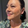 Susanne Friis Bjørner anheng i forgylt sølv med synt topas