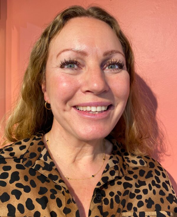 Susanne Friis Bjørner sølv kjede med 6 sorte agater