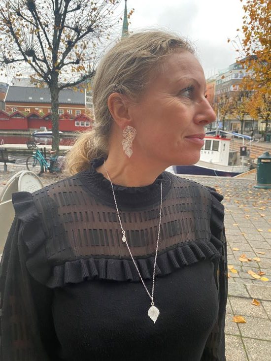 Spor Blad anheng/charms i hvitt sølv