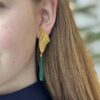 Ulrikke Vogt "Madonna earhoop" ørepynt i forgylt sølv med grønn agat