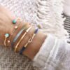 OLE LYNGGAARD COPENHAGEN Nature armring i satinert gult gull