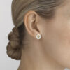 Georg Jensen "Daisy" ørepynt forgylt med hvit emalje