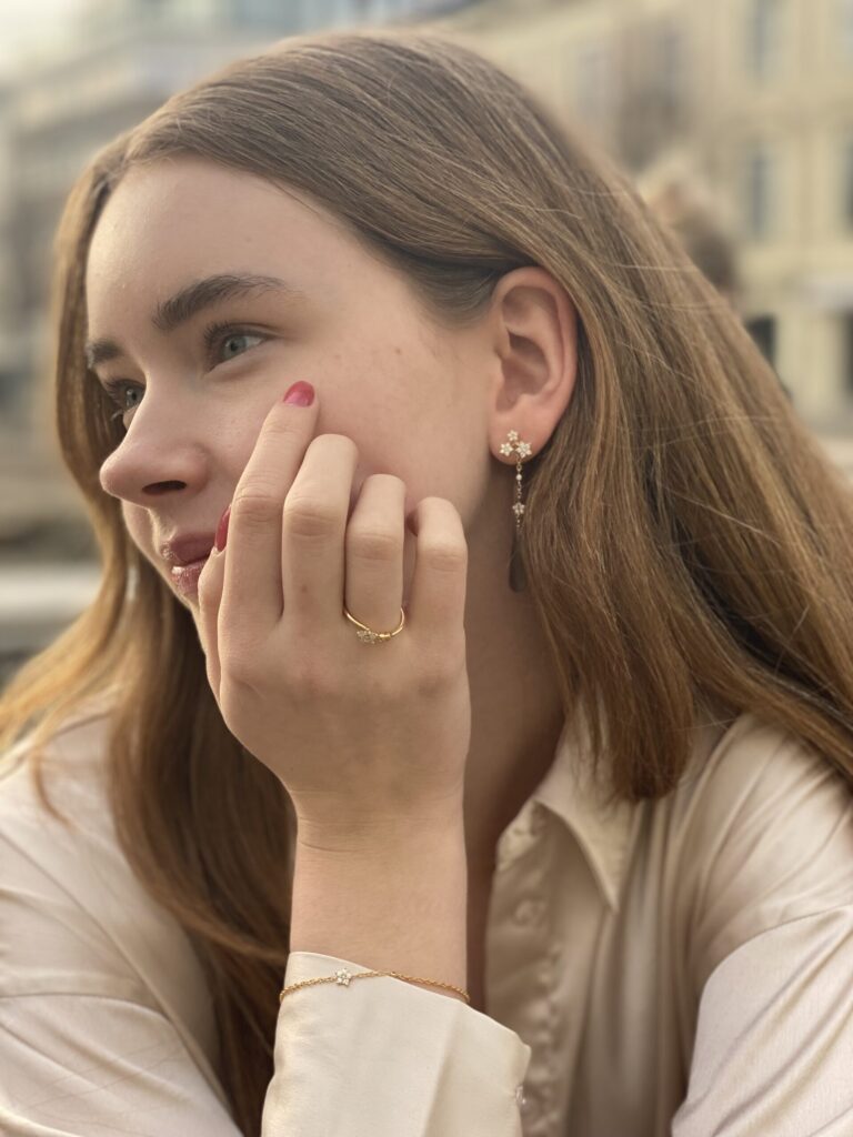 OLE LYNGGAARD COPENHAGEN Shooting Stars gult gull armbånd med en diamant-stjerne