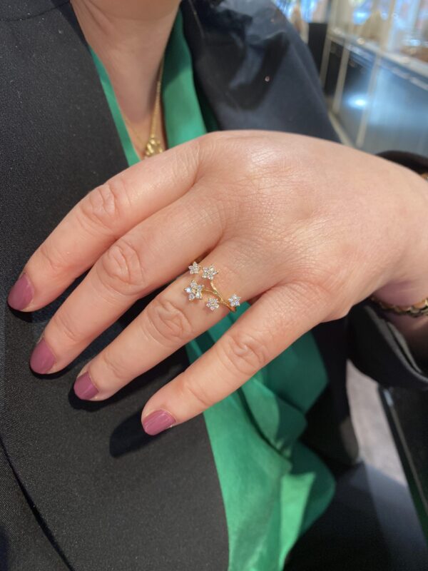 OLE LYNGGAARD COPENHAGEN Shooting stars ring med 5 stjerner med diamanter