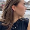 Ulrikke Vogt "Bud Inline" kjede i forgylt sølv med ferskenfarget/ blush månesten og perle