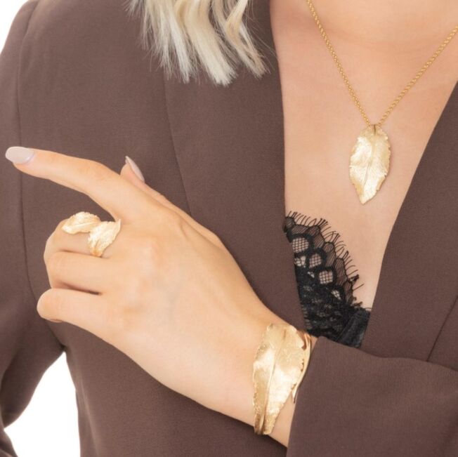 Catwalk Exclusive Stardust Leaf ring åpen i forgylt sølv