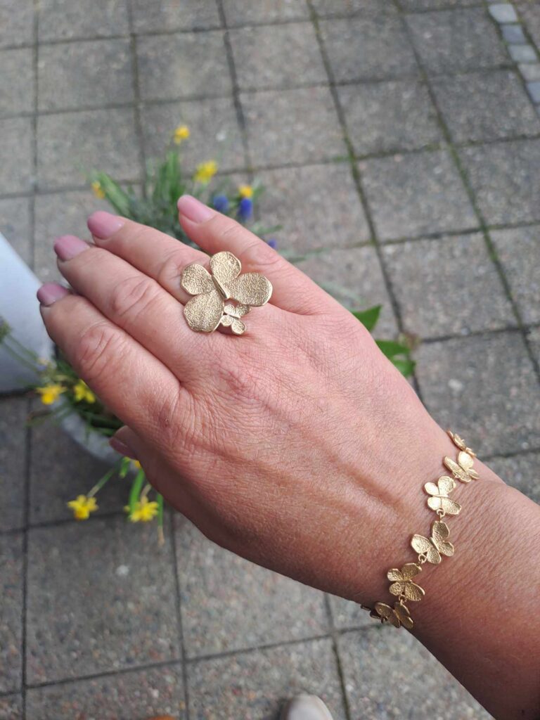 Catwalk Exclusive "Stardust Butterfly" armbånd i forgylt sølv, liten