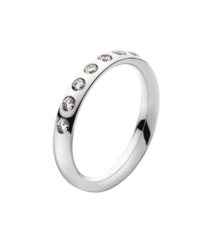 Georg Jensen "Magic" ring i hvitt gull med diamanter