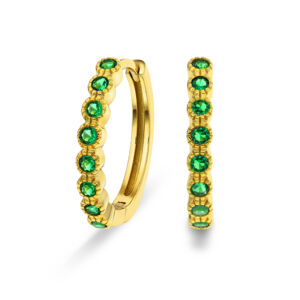 Nora Mørk øreringer i forgylt sølv med grønne c.zirkonia