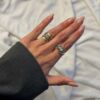 By Birdie "Dagmar Signet ring" i sølv med gult gull detaljer og diamanter