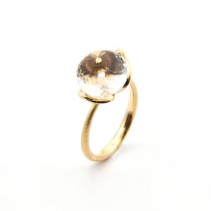 92151GG15 Noën «Dolce medium» ring i forgylt matt sølv med bergkrystall