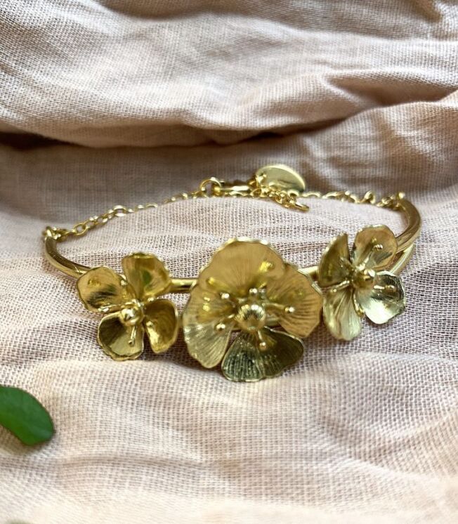 Ulrikke Vogt "Valmue branch bracelet" i forgylt sølv