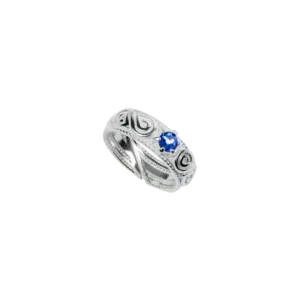 Infinity ring i hvitt sølv med blå krystall