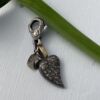 5090366 By Birdie Borean Heart Pavé Charm i sølv med diamanter og detaljer i gull