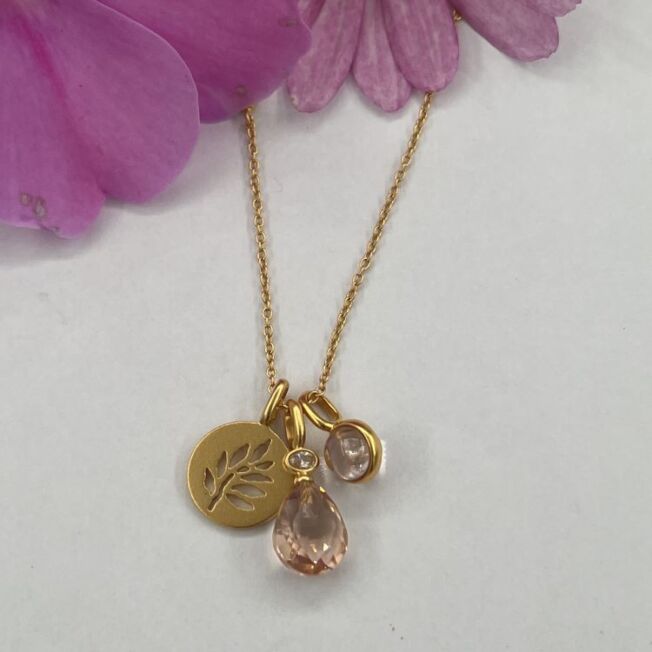 Anheng på kjede i forgylt sølv. Little Prime Dusty Rose, Ofelia Rose og Signature